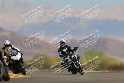 media/Sep-11-2022-SoCal Trackdays (Sun) [[81b7e951af]]/Turn 14 (1130am)/